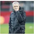  ?? FOTO: DPA ?? Noch etwas angeschlag­en: BVB-Trainer Lucien Favre.