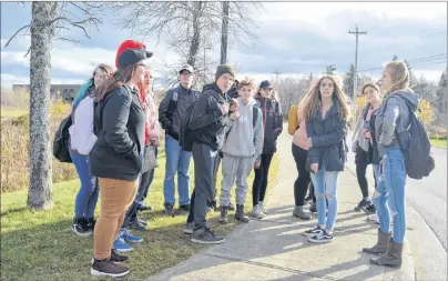  ?? ELIZABETH PATTERSON/CAPE BRETON POST ?? A group of students walked out of classes at Glace Bay High on Friday afternoon to protest bullying at the school and the school’s response to a recent incident.