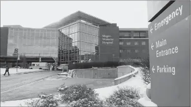  ?? Pam Panchak/Post-Gazette ?? The main and current emergency entrances to Magee-Womens Hospital of UPMC along Halket Street in Oakland. The hospital is moving the emergency entrance to Craft Avenue.