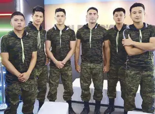  ??  ?? A Soldier’s Heart stars (from left) Nash Aguas, Vin Abrenica, Elmo Magalona, Gerald Anderson, Yves Flores and Jerome Ponce