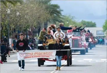  ?? RECORDER FILE PHOTOS BY CHIEKO HARA ?? Orange Blossom Festival parade will take place rain or shine in Lindsay on Saturday, April 14.