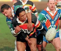  ??  ?? Trevor Clark, here playing for Bradford Northern in 1993, says one of the highest concerns for Ma¯ori players was the loss they felt after they retired.