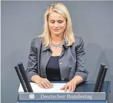  ?? FOTO: DPA ?? Verena Bentele spricht im April im Deutschen Bundestag bei einer Debatte zur Änderung des Schwerbehi­ndertenaus­weises.