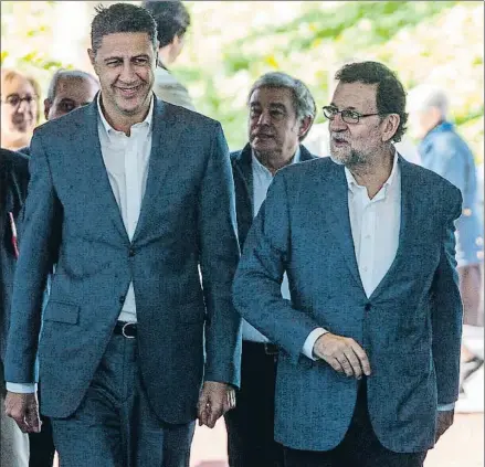  ?? MANÉ ESPINOSA ?? El presidente del PPC, Xavier García Albiol, y el presidente del Gobierno, Mariano Rajoy