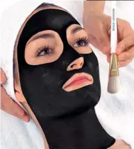  ??  ?? A CAVIAR FACIAL BEING PERFORMED ( ABOVE); THE SLIMY SECRETIONS EMITTED BY THE SNAIL IS USED TO HEAL AND MOISTURISE THE SKIN ( TOP RIGHT)