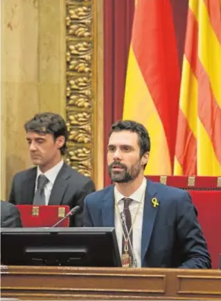  ?? PEP DALMAU ?? Investidur­a de Roger Torrent como presidente de la Mesa