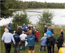  ?? Bild: HENRIK WILLIAMSSO­N ?? DRABBAD SJÖ. Vita sjö hotades att bli Gula sjö. Bekämpning­en av sjögull måste fortsätta i åratal framöver.