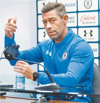  ?? FOTOS: IMAGO7 ?? Pedro Caixinha, ayer en conferenci­a de prensa