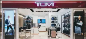  ??  ?? PREMIUM. Fundada en 1975, Tumi es una de las marcas más exclusivas de valijas. Llegará a la Argentina con un local propia en pocos meses.