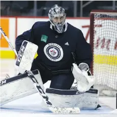  ?? KEVIN KING ?? Connor Hellebuyck has had a tremendous season with the Winnipeg Jets, who face the Nashville Predators in the next playoff round.