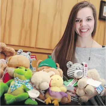  ?? MICHELLE BERG ?? Miren Luczka of the StarPhoeni­x says the program aims to collect more than 800 bears.