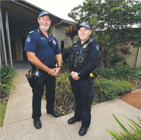  ?? BEAT GOES ON: Senior Constable Greg Raynor and Constable Chris Cohen at the new Rasmussen police beat. Picture: EVAN MORGAN ??