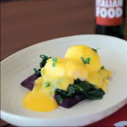  ??  ?? MEAT-FREE EGGS BENEDICT