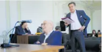  ??  ?? Osobno ispitivanj­e Mamić je jučer sam ispitivao sve svjedoke. Prije toga imao je monolog ispred sudnice