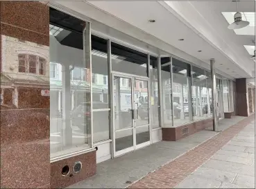  ?? TANIA BARRICKLO — DAILY FREEMAN ?? This vacant storefront on Wall Street in Uptown Kingston, N.Y., shown on Tuesday, used to be a Woolworth.