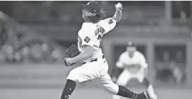  ?? GARY A. VASQUEZ/USA TODAY SPORTS ?? Los Angeles Dodgers pitcher Tyler Glasnow throws against the San Francisco Giants on April 3 at Dodger Stadium.