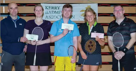  ??  ?? The winners and runners-up of the Division 3 competitio­n at the November Handicap competitio­n in Killarney Sports &amp; Leisure Centre last Sunday. From left, Tom Bourke, Kerry Badminton Chairman, presenting Sameira Hayes, Killarney, and Cian Liston, Listowel, with their prizes along with Janelle Griffin, Moyvane, and Kiaran Crehan, Killarney. Photo by Thomas Bradley