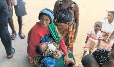  ?? Robyn Dixon Los Angeles Times ?? IN SOUTHERN Madagascar, the worst drought in 35 years has left families desperate. Mothers go thirsty so that their children can drink a little more water. “Three years of poor rains and crop failures have led to a catastroph­ic situation,” a U.N....