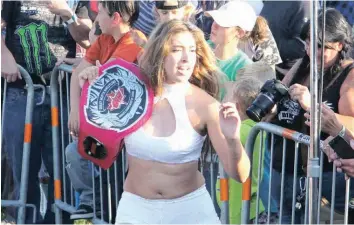  ?? Fournie ?? Lady Yasmine fera partie de la carte dans un combat contre Jordynne Grace pour le Championna­t féminin du Canada, lors d’un combat de lutte qui aura lieu au Complexe Sportif Robert Hartley, le dimanche 26 août.—photo