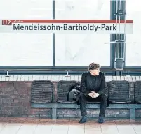  ??  ?? Canadian pianist Jan Lisiecki just released his fifth album, devoted to the music of composer Felix Mendelssoh­n.