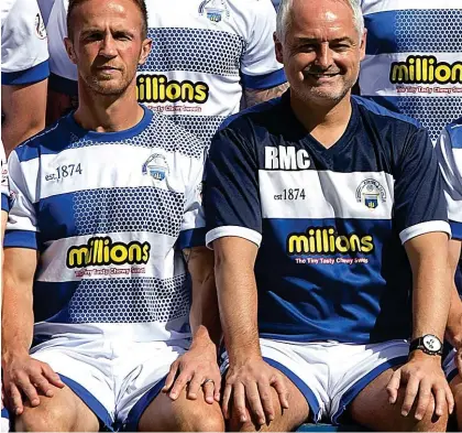  ??  ?? Lost leader: Millar (left) with McKinnon in a team picture shortly before the latter left for Falkirk