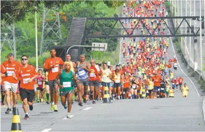  ??  ?? Tradiciona­l corrida de rua na Via Light vai dar início às comemoraçõ­es dos 186 anos da cidade