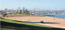  ?? MILWAUKEE JOURNAL SENTINEL FILES ?? The South Shore Park beach is frequently closed in summer months due to E. coli contaminat­ion.