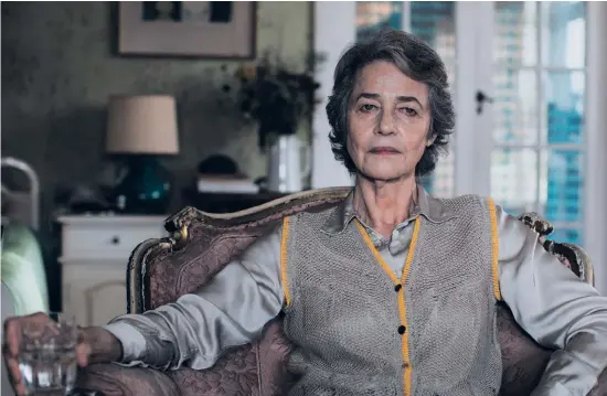  ?? ?? Charlotte Rampling spelar rollen som en försupen farmor.