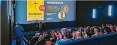  ?? Fotos: Thorsten Jordan ?? Der Saal für die Vorpremier­e von „Hundswut“war an dem Abend gut besetzt.