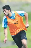  ??  ?? GOLEADOR. Luis Suárez, carta de gol de Uruguay.