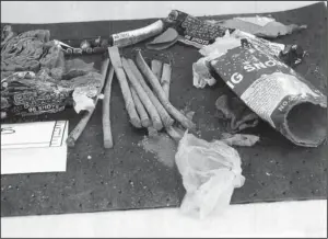  ?? U.S. ATTORNEY’S OFFICE/THE ASSOCIATED PRESS ?? Fireworks federal agents say they recovered from inside a backpack belonging to Boston bombing suspect Dzhokhar Tsarnaev.