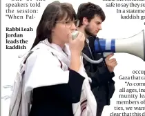  ?? PHOTO: YOUTUBE ?? Rabbi Leah Jordan leads the kaddish