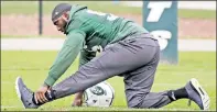  ?? Bill Kostroun ?? STRETCH RUN: Muhammad Wilkerson, after a contentiou­s season, likely is out as a Jet.