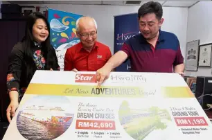  ??  ?? Subscribe to win: (From left) Star Media Group Berhad Audience Management manager Yap Wan Ying and senior general manager Jimmy Poey with Cheong at an event to promote the exciting campaign.