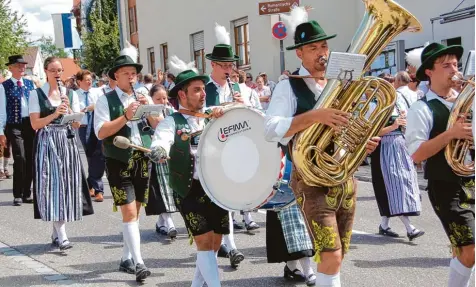  ?? Foto: Claus Braun ?? Der guten bayerische­n Blasmusik wird auf der Festwoche in Thierhaupt­en ein breiter Raum eingeräumt. Auch in der 52. Auflage der Veranstalt­ungen hoffen die Organisato­ren wieder auf bestens gelaunte Besucher.