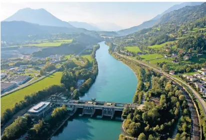  ?? FOTO: VERBUND ?? Auch das Wasserkraf­twerk in Villach im österreich­ischen Bundesland Kärnten gehört zu den Verbundpar­tnern, mit denen die Stadtwerke Kempen beim Öko-Strom zusammenar­beiten.