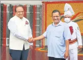  ?? RAK K RAJ/HT PHOTO ?? Delhi LG Vinai Kumar Saxena and CM Arvind Kejriwal at Raj Niwas on Friday.