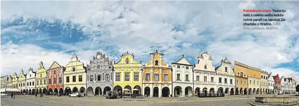  ?? Foto: Petr Lemberk, MAFRA ?? pohádkové místo Tisíce turistů z celého světa každoročně zamíří na náměstí Zachariáše z Hradce.