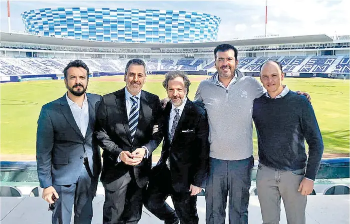  ?? ESPECIAL ?? El estadio Hermanos Serdán sirvió de escenario para recibir a quienes desde ahora dirigirán los destinos de la novena poblana.