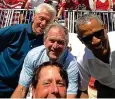  ??  ?? Up with the leaders: Phil Mickelson stars in a selfie with Clinton, Bush and Obama at the Presidents Cup in Jersey City
