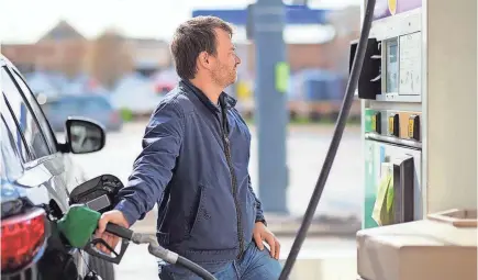  ?? ISTOCK PHOTO ?? The typical American family will spend $1,991 on gas in 2019 – $25 less than in 2018, according to GasBuddy.