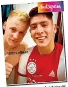  ??  ?? en el l vestidor estidor del Edson Álvarez celebra
Van de Beek. Ajax con su compañero