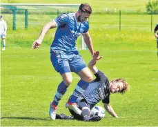  ?? FOTO: RR ?? Dennis Göhl und der TSV Schlachter­s (hier in der Partie gegen Achberg) wollen in der neuen Saison eine gute Rolle spielen.