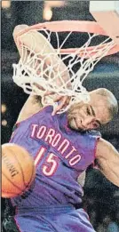  ?? FOTO: NBA ?? Vince Carter, machacando