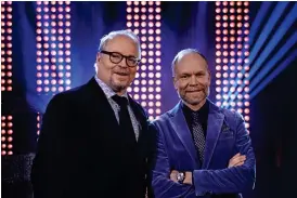  ?? FOTO: SVT ?? Fredrik Lindström och Kristian Luuk har dragit igång den 31:a säsongen av På spåret.