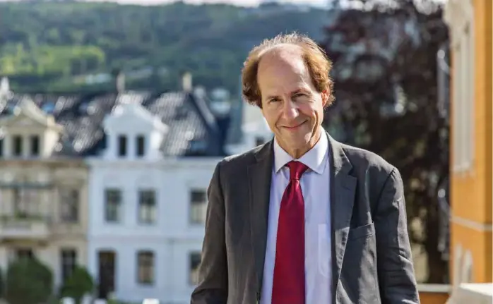 ?? FOTO: GEIR MARTIN STRANDE ?? PRISVINNAR: Onsdag blir Harvard-professor Cass Sunstein overrekt årets Holbergpri­s, i ein seremoni på Universite­tet i Bergen.