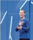  ?? Foto: Josh Edelson, afp ?? Facebook Chef Mark Zuckerberg will sich bald mit den Herzen seiner Nutzer beschäftig­en.