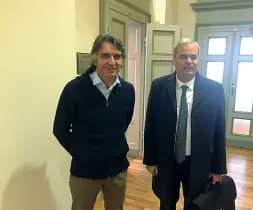  ??  ?? Sindaci Da sinistra, Federico Sboarina, primo cittadino di Verona, con Achille Variati, sindaco di Vicenza