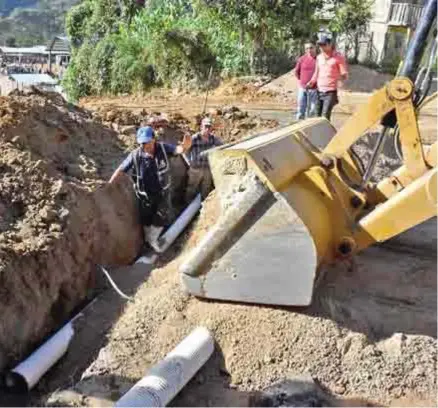  ??  ?? LABOR. Los trabajos tienen, hasta el momento, un avance del 15%.