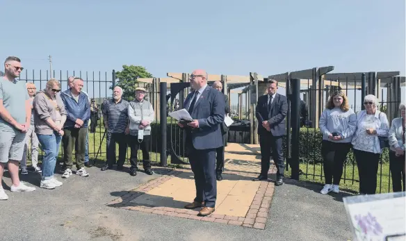  ??  ?? MP Grahame Morris addressing the crowds at an event to commemorat­e the 70th anniversar­y of the Easington Mining Disaster on Saturday.